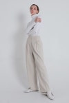 메종드커리어-5부 슬랙스 팬츠 베이지 Half Slacks Pants BEIGE | 트렌비 메종드커리어-5부 슬랙스 팬츠 베이지 Half Slacks Pants... 