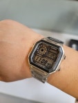 카시오(Casio) | 디지털 스퀘어 월드 타임 남녀공용 메탈 밴드 손목시계 5418896140 | 트렌비