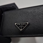 프라다(Prada) | 프라다 사피아노 삼각로고 반지갑 블랙 (1MV021) | 트렌비