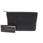 보테가베네타(Bottega Veneta) | 인트레치아토 스몰 클러치백 블랙 | 트렌비