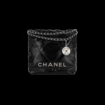 샤넬(CHANEL) | 샤넬 22 미니 핸드백 카프스킨 & 실버 메탈 블랙 | 트렌비