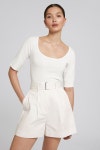 에이치앤엠-핏 소프트 티셔츠 Fitted Soft Square-Neck T... 에이치앤엠-핏 소프트 티셔츠 Fitted Soft Square-Neck T-Shirt... 