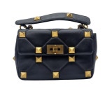 발렌티노(Valentino) | 중고 로만 스터드 토트겸 숄더백 | 트렌비 발렌티노(Valentino) | 중고   로만 스터드 토트겸 숄더백 | 트렌비