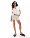 제이디와이(JDY) | 블라우스 화이트 v Kurzarmlige Bluse in Weiß mit V-Ausschnitt 206089563WEISS | 트렌비