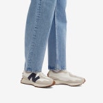 뉴발란스(New Balance) | 327 우먼스 문빔 아우터스페이스 네이비 | 트렌비