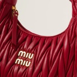 미우미우(Miu Miu) | 미우미우 마틀라세 나파 가죽 호보백 5BC125 AN88 F0011 가방 Wander matelasse nappa leather hobo bag V OOY... 