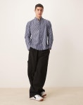 망고(Mango) | 블루 스트라이프 Baumwollhemd in Blau gestreift mit regularer Passform 208423670BLAU | 트렌비