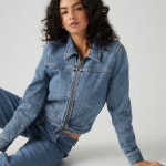 리바이스(Levis) | 리바이스 슬림 핏 트러커 재킷 미디엄 워시 001W80000 xs 자켓 Xs Dart Trucker Jacket 123401307 | 트렌비
