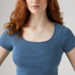 리바이스(Levis) | 리바이스 슬림 핏 라이트 인디고 티셔츠 003PU0004 에센셜 스퀘어 넥 Essential Square Neck Tee 143012594 | 트렌비