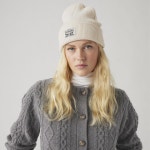 리바이스(Levis) | 리바이스 여성 백패치 비니 000J70001 Backpatch Beanie 117000944 | 트렌비