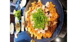 (주)엠푸드 솥고집 김포구래점 : 10-22시 주방 모집합니다. - 알바천국 [알바천국]경기 김포시 / (주)엠푸드 솥고집 김포구래점 / 10-22시... 