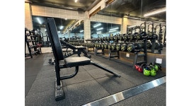 피트니스크루 권선점 : 피트니스크루 권선점에서 트레이너를... 장안구 / 피트니스크루 권선점 / 피트니스크루 권선점에서 트레이너를... 