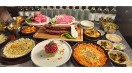 고기화방 : 고깃집 서빙 - 알바천국 [알바천국]서울 마포구 / 고기화방 / 고깃집  서빙 / 12,000원