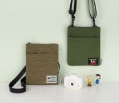 2024 그림책 결산. 미니 크로스백 / 유리컵 (택1) : 알라딘 2024 그림책 결산. 미니 크로스백 / 유리컵 (택1)