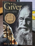 [중고] The Giver 더 기버 (영어원서 + 워크북 + 오디오북) | 알라딘 [중고] The Giver 더 기버 (영어원서 + 워크북 + 오디오북)
