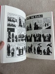 [중고] Persepolis: The Story of a Childhood (Paperback) | 알라딘 [중고] Persepolis: The Story of a Childhood (Paperback)