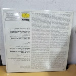 알라딘: [중고] [미개봉LP]BACH:VIOLINKONZERTE NR.1 A-MOLL.NR.2 E-DUR.BEETHOVEN:2BIOLINROMANZEN.DAVID OISTRACH [중고]... 