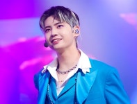 [comeback] 1088회ㅣ이진혁 - 5K : 현장포토 : SBS [comeback] 1088회ㅣ이진혁 - 5K