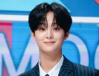 3MC 인가 주식회사 출근 완료! - 스페셜MC 지훈 (2) : 현장포토 : SBS [포토스케치] 3MC 인가 주식회사 출근 완료! - 스페셜MC 지훈 (2)