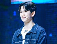 [1Round] 팀 리듬 벤치 ‘Baggy Jeans’ 개인포토 (1) : 현장포토 : SBS [1Round] 팀 리듬 벤치 ‘Baggy Jeans’ 개인포토 (1)