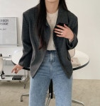 [울함유/3COL] 멜리드 고퀄리티 도톰 울 버튼 FW자켓_라프랑 [울함유/3COL] 멜리드 고퀄리티 도톰 울 버튼 FW자켓_라프랑 | 44,010원 | 브랜디