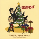 Tidings Of Comfort And Joy: A Jazz Piano Trio Christmas - 벅스 Tidings Of Comfort And Joy: A Jazz Piano Trio Christmas / SKAFISH
