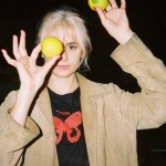 Four Way Stop - 벅스 Four Way Stop / Olivia Kamer