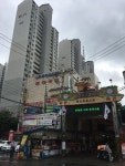 온 동네에 고기 비린내 물큰…우시장에 발목잡힌 마장동 - 땅집고 > 분양리포트 온 동네에 고기 비린내 물큰…우시장에 발목잡힌 마장동