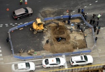 [사설] 광화문 네거리의 도로가 함몰된다면