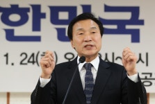 결국 국민의당 손 잡은 孫..연대까지 산넘어 산