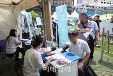 [포토] 건강 체크