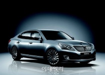 2015년형 에쿠스 출시…내비게이션·편의사양 고급화
