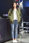 이주연, 티셔츠+청바지만 입어도 빛이나네