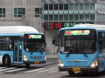 “최악 면했다” 전국 버스 파업 유보·철회…이날 정상운행(종합)