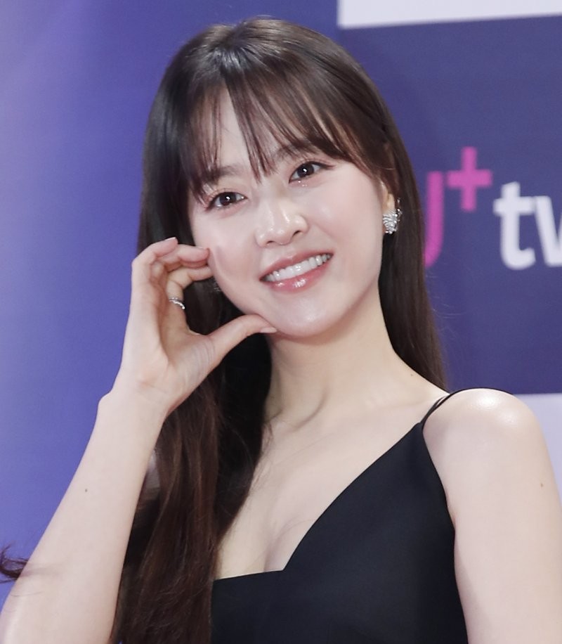박보영, 미모와 활기로 팬들과 이목 집중! 새로운 활동 예고