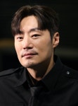 이희준, 경계 없는 배우의 아우라 [정덕현의 페르소나K] - 헉스 이희준, 경계 없는 배우의 아우라 [정덕현의 페르소나K]