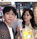 포모스 창현이 썸녀랑 영화보러갔네 창현이 썸녀랑 영화보러갔네