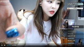 포모스 와... 쁠리 피부상태 뭐냐 이거 ㄷㄷㄷ 와... 쁠리 피부상태 뭐냐 이거 ㄷㄷㄷ