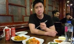 포모스 이집트 안에 있는 한국 식당에 간 갓성은 이집트 안에 있는 한국 식당에 간 갓성은 