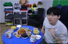 포모스 오늘자 김민교 어머니 밥상 클라스 오늘자 김민교 어머니 밥상 클라스