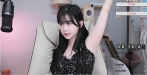 포모스 태영이.. 말끔한 겨드랑이.. jpg 태영이.. 말끔한 겨드랑이.. jpg