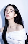 포모스 안경을 착용해도 고고한 게 사라지질 않네.. 안경을 착용해도 고고한 게 사라지질 않네..