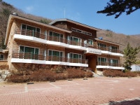 산림청 국립신불산폭포자연휴양림 - 자연휴양림안내 |
