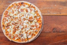 Vegetarian pizza  Photo | Free Download