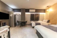 순천 HOTEL The B