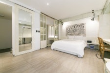 신촌 가을, 신촌·홍대·서대문·마포, 서울 - 여기어때 특가