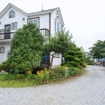 꽃지화이트펜션