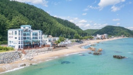 영덕 바닷가 씨엔 가족 오션뷰 스파 펜션, 영덕·울진·울릉도, 경북 - 여기어때 특가