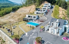 가평 V10 풀빌라 - 여기어때 블랙 에디터노트