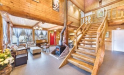 ‘애견동반펜션무주’ 숙소, 호텔, 펜션 특가 예약 - 여행할때 여기어때